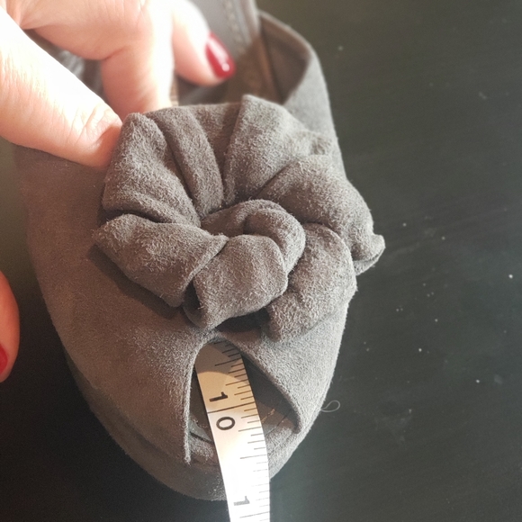 Louis Vuitton size 40 - Picture 10 of 10